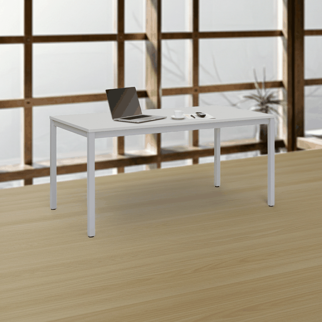 moderne grijze kantoortafel met massief multiplex blad en aluminium poten in lichte kantoorruimte